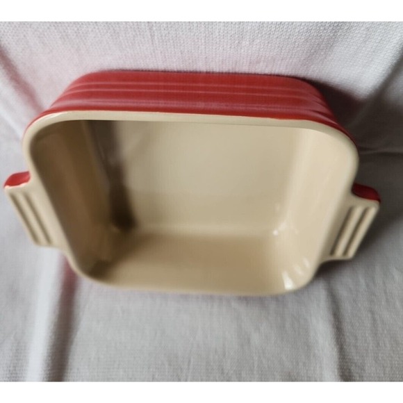 Le CREUSET Square Stonewear Baking Dish 6x6x2in RED - Picture 2 of 4